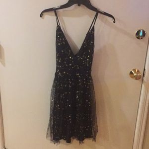 Lulus black gold black star skater dress Small NWT